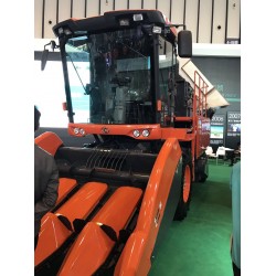 KUBOTA PRO1408Y-4 4 Sıralı Mısır Kocanı Hasat Makinesi